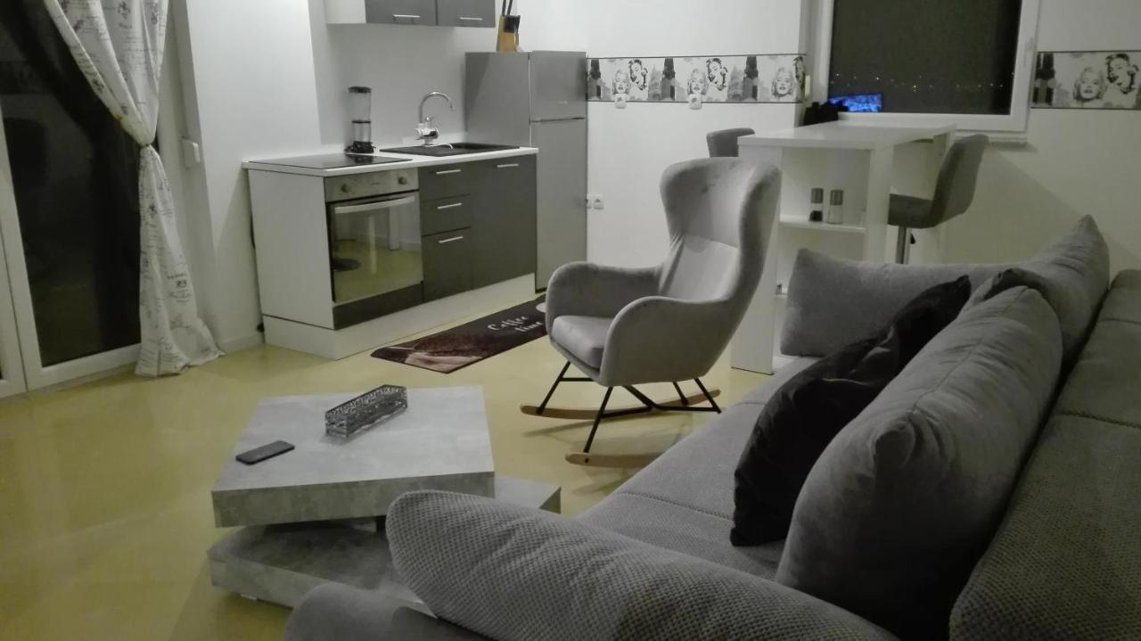 Gabi Apartment Đảo Pag Ngoại thất bức ảnh
